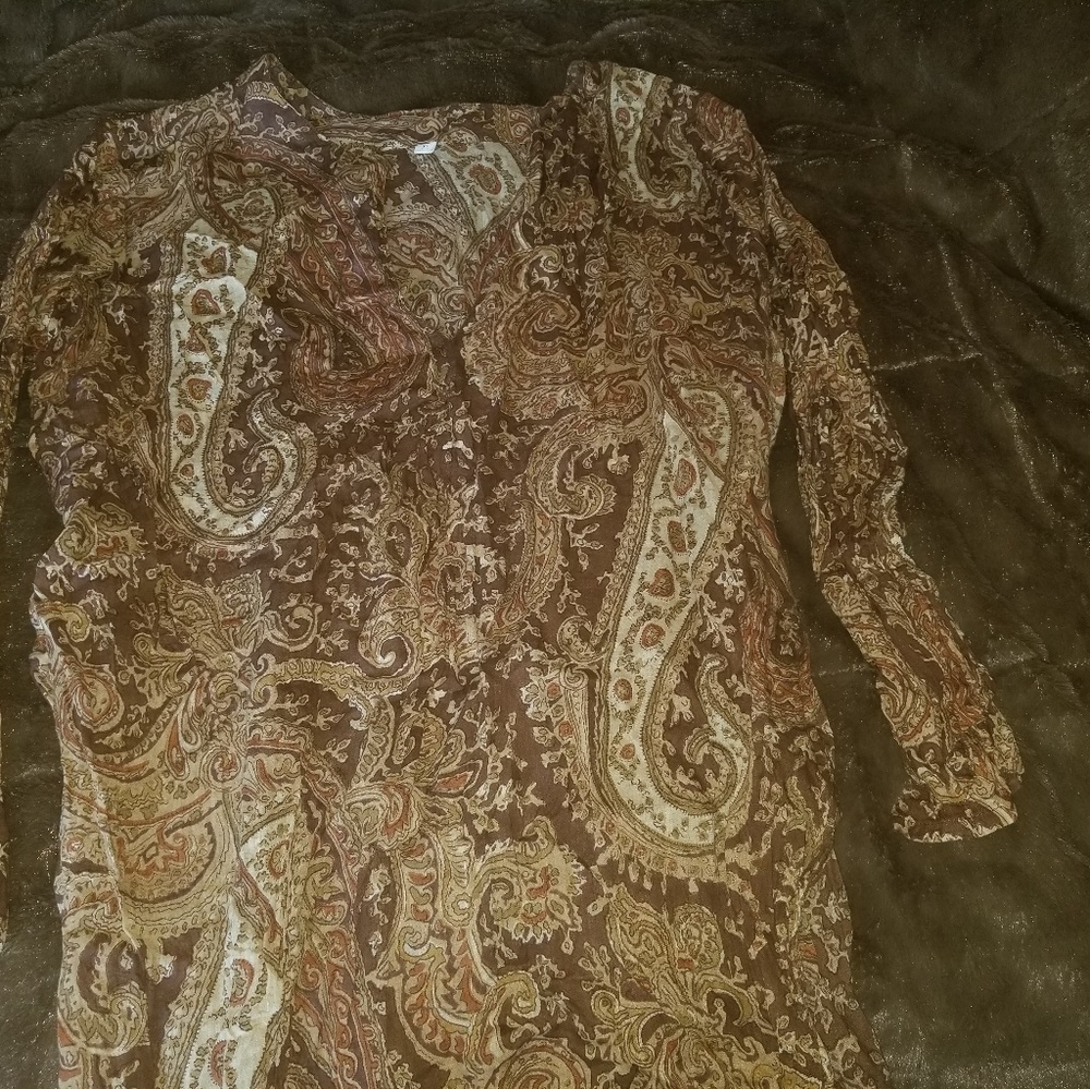 Shirt - Picture 4 of 4